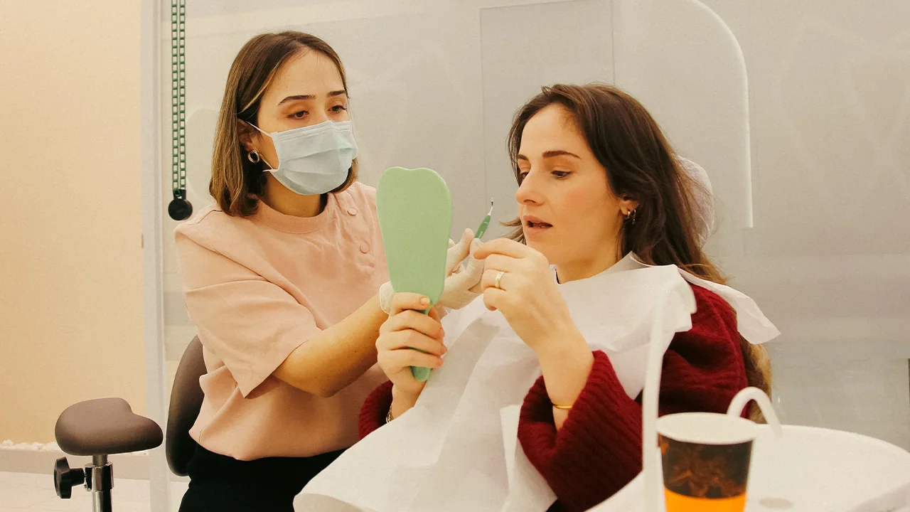 defy_dent_kadikoy_dis_klinigi_busra_kara_ozturk_dis_hekimi_3